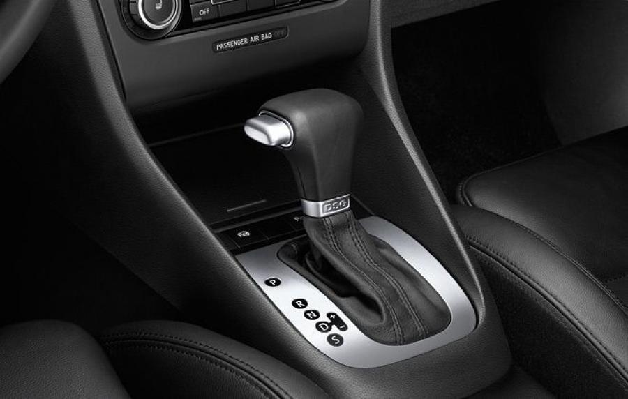  Volkswagen Golf 2008 года  (фото 50 из 126)